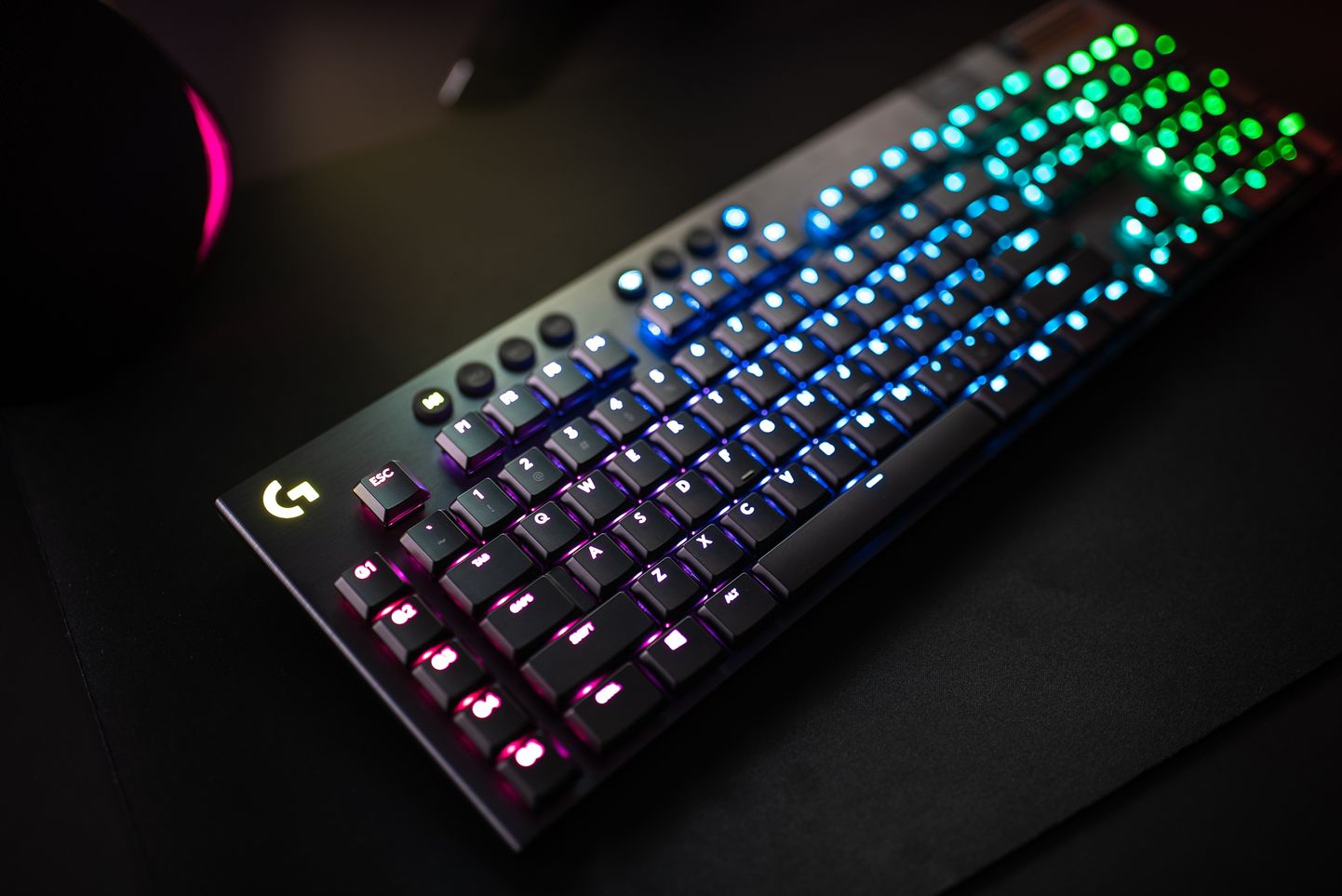 Best Keyboard for League of Legends Gamers