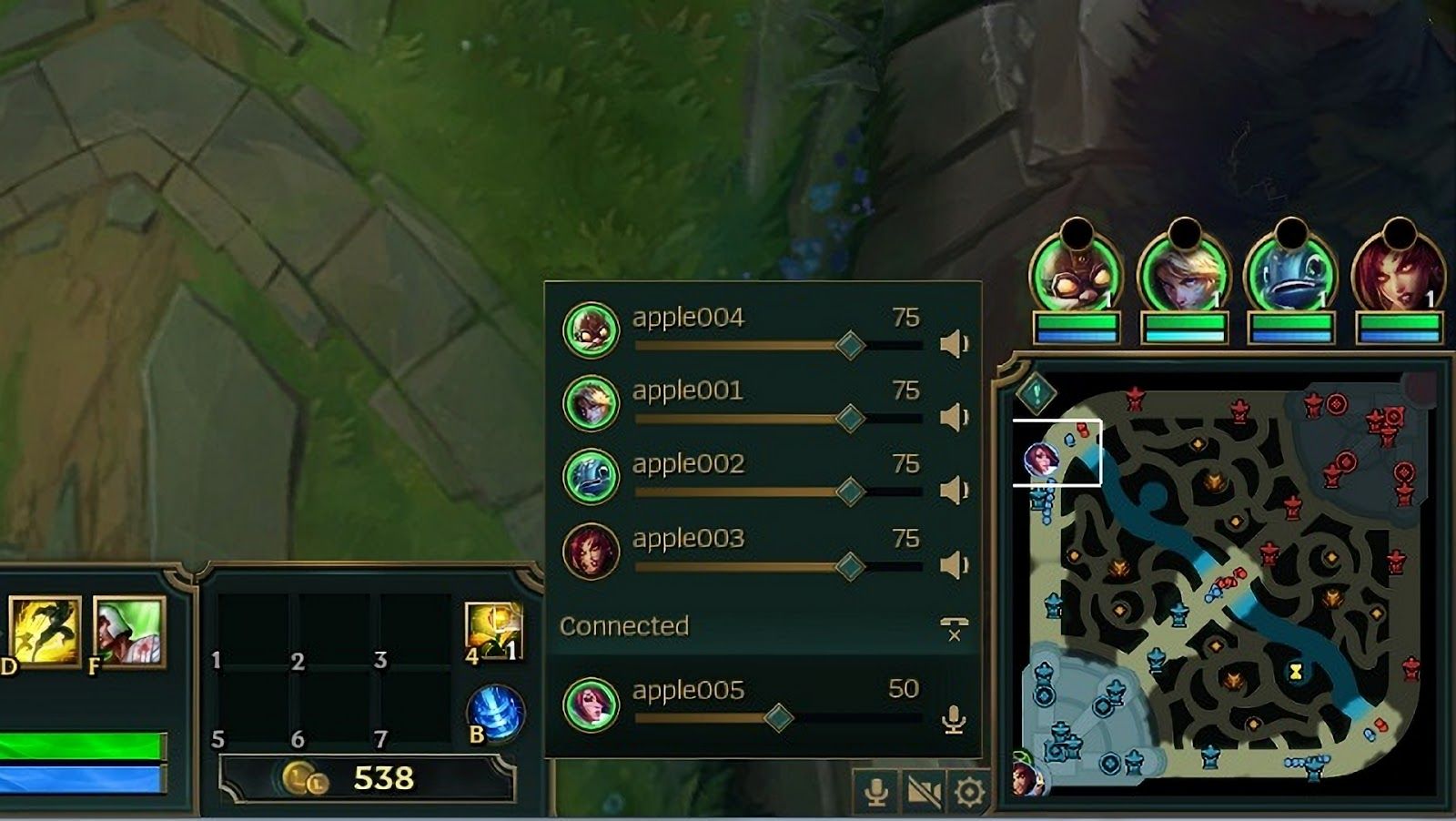 voice communication in LoL match